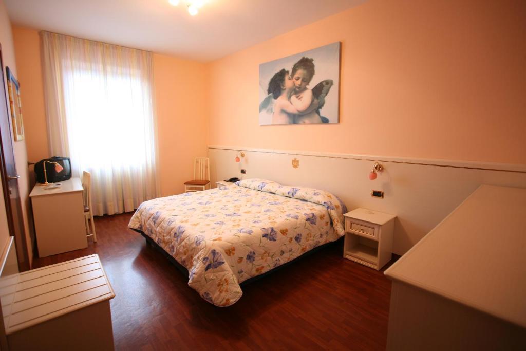 Hotel I Duchi Camerino Zimmer foto